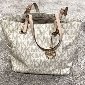 Authentic Michael Kors purse